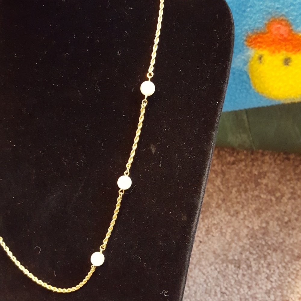 Necklace - Picture 2 of 3
